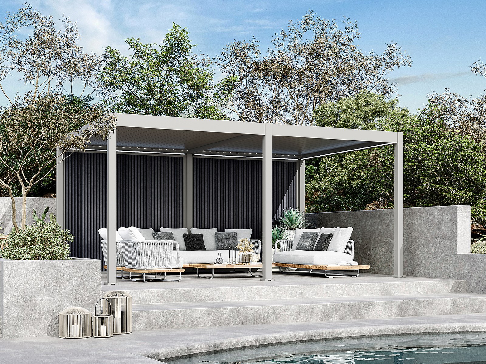 Pergola Antares con parete WPC in antracite a bordo piscina
