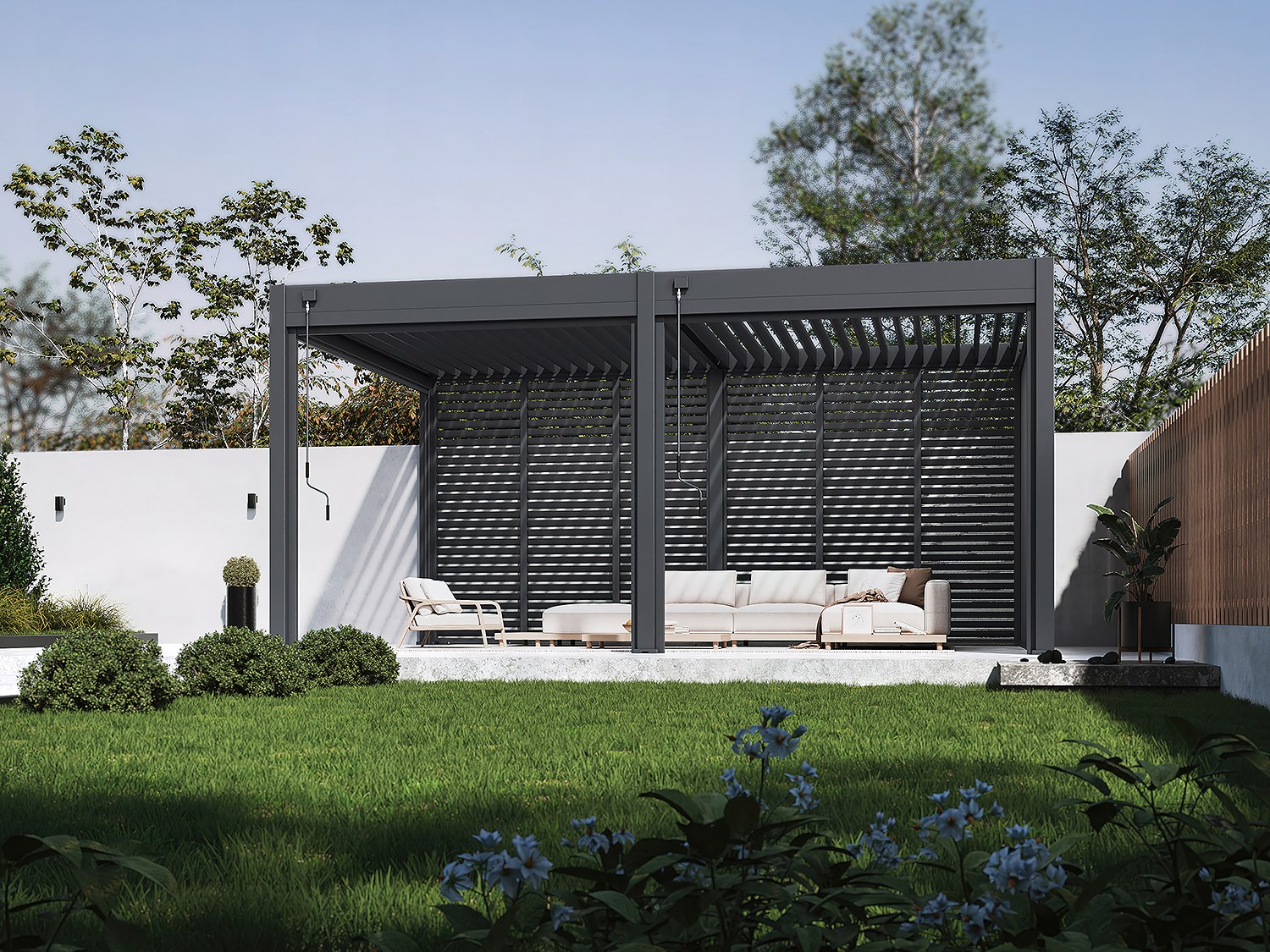 Pergola Antares in Anthrazit mit horizontalen Lamellen-Seitenwänden im Garten